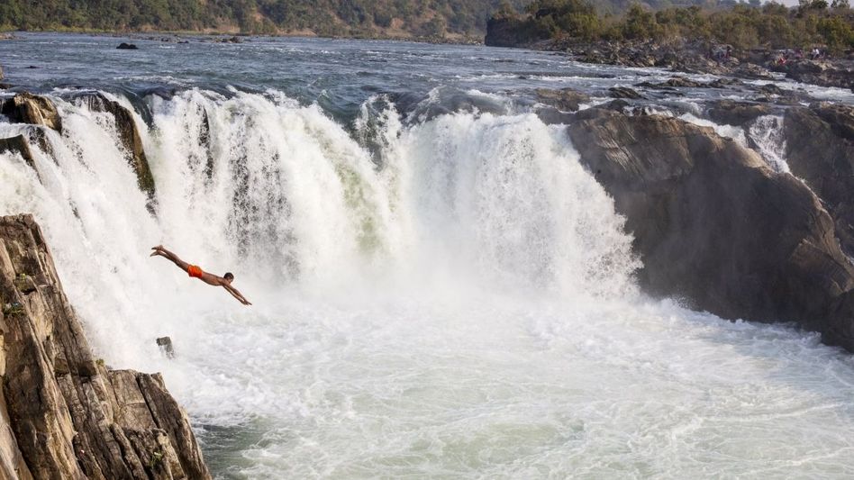 Dhuandhar Falls in Jabalpur Dhuandhar Falls in Jabalpur