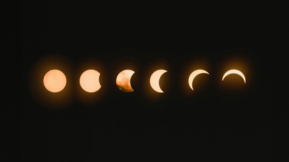 Moon Discoveries (Representative Image) Moon Discoveries (Representative Image)