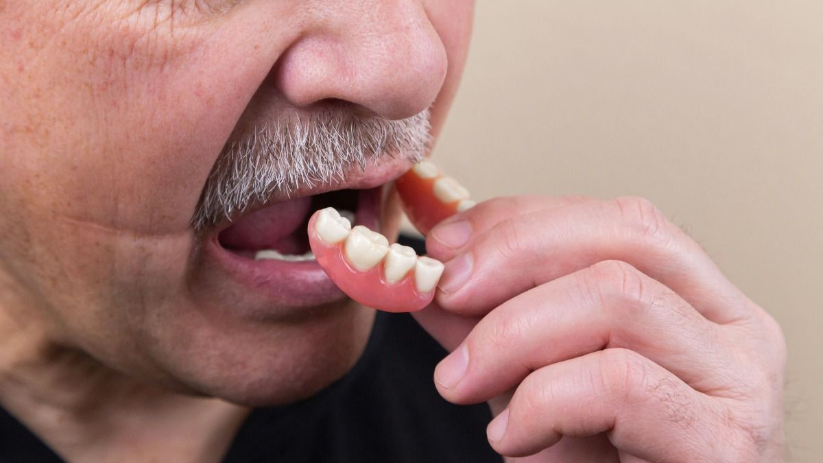Chewing and Oral Health (Representative Image) Chewing and Oral Health (Representative Image)