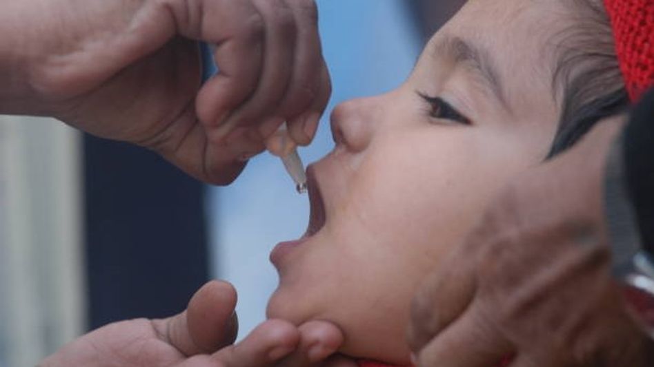 Polio Vaccine Drops (Photo: Getty Images) Polio Vaccine Drops (Photo: Getty Images)
