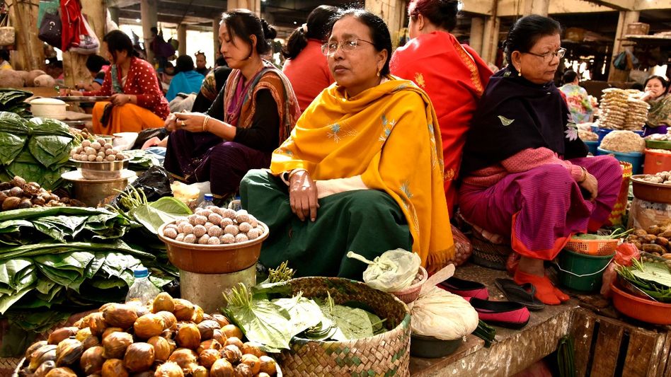 Ima Keithel: The world’s largest women-run market Ima Keithel: The world’s largest women-run market