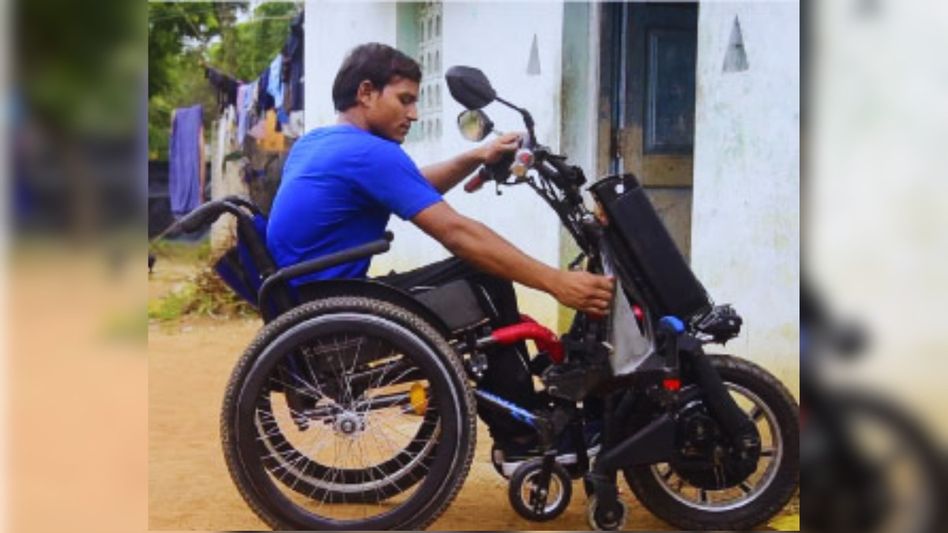 Wheelchair that turns into motorbike Wheelchair that turns into motorbike