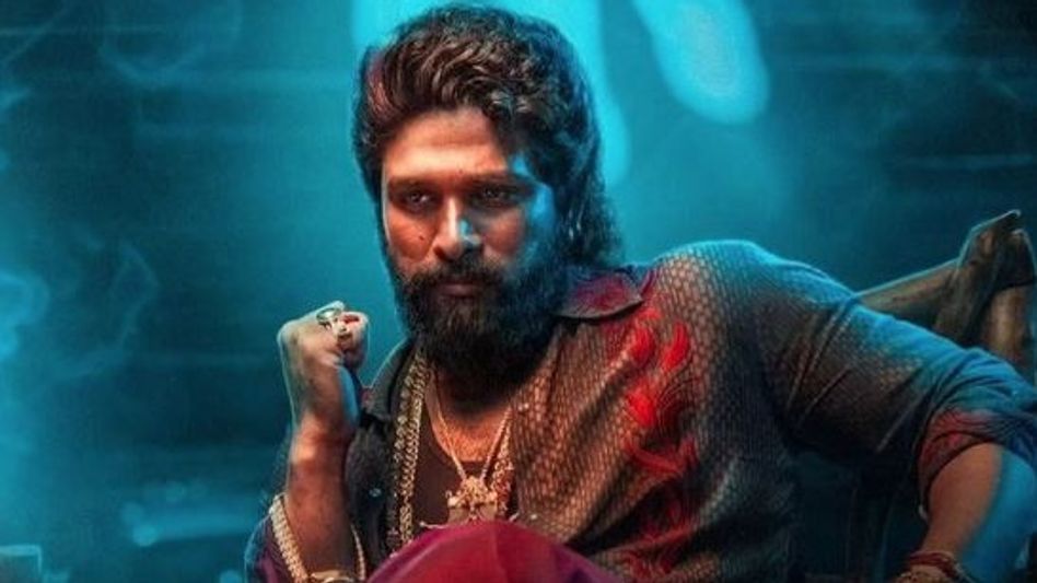 Allu Arjun Surpasses Thalapati Vijay in Charging Fee Allu Arjun Surpasses Thalapati Vijay in Charging Fee