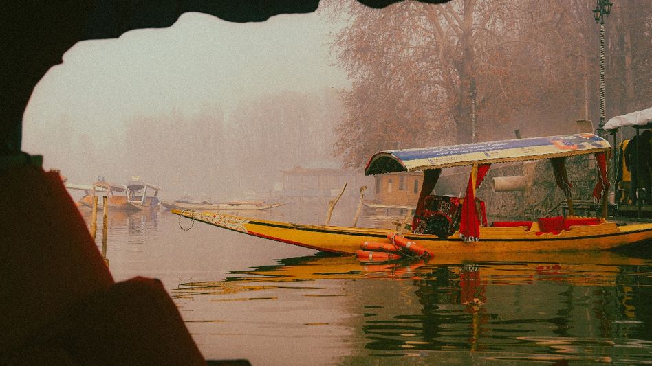 Uber Launches Shikara Booking Service on Dal Lake Uber Launches Shikara Booking Service on Dal Lake