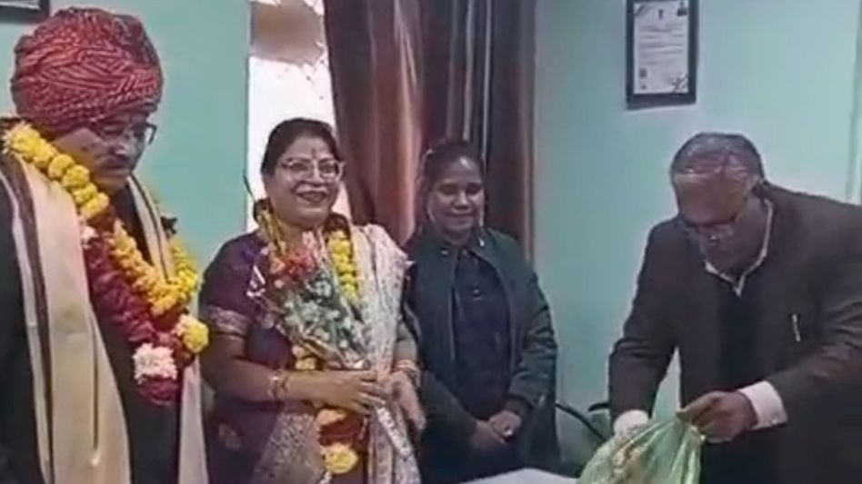 Wife Dies During Farewell Ceremony Wife Dies During Farewell Ceremony