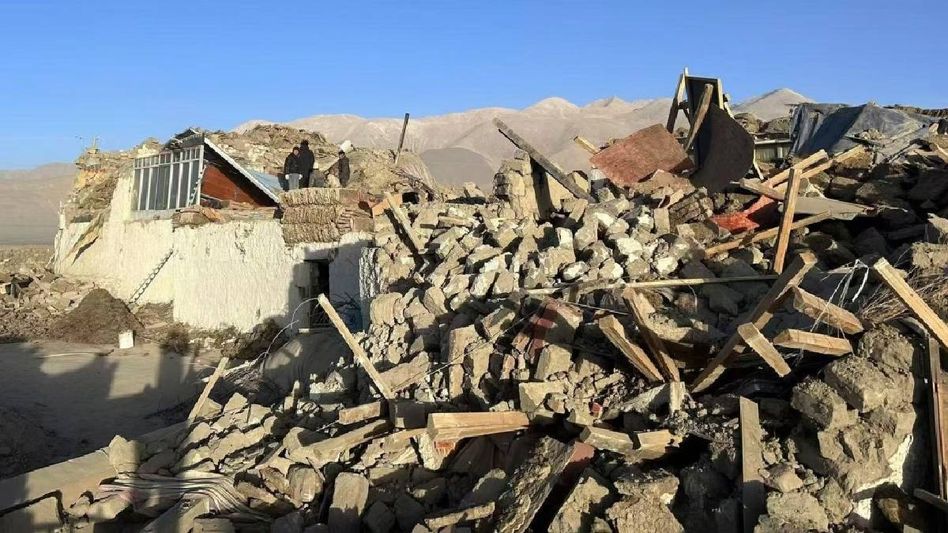 Earthquake on Nepal-Tibet border Earthquake on Nepal-Tibet border