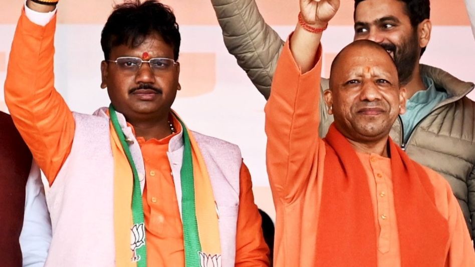 Chandrabhanu Paswan with CM Yogi (File Photo: PTI) Chandrabhanu Paswan with CM Yogi (File Photo: PTI)