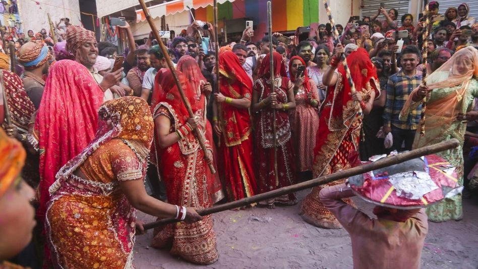 Lathmar Holi Lathmar Holi
