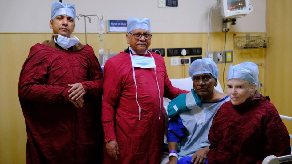 मां ने बेटे को दी किडनी मां ने बेटे को दी किडनी