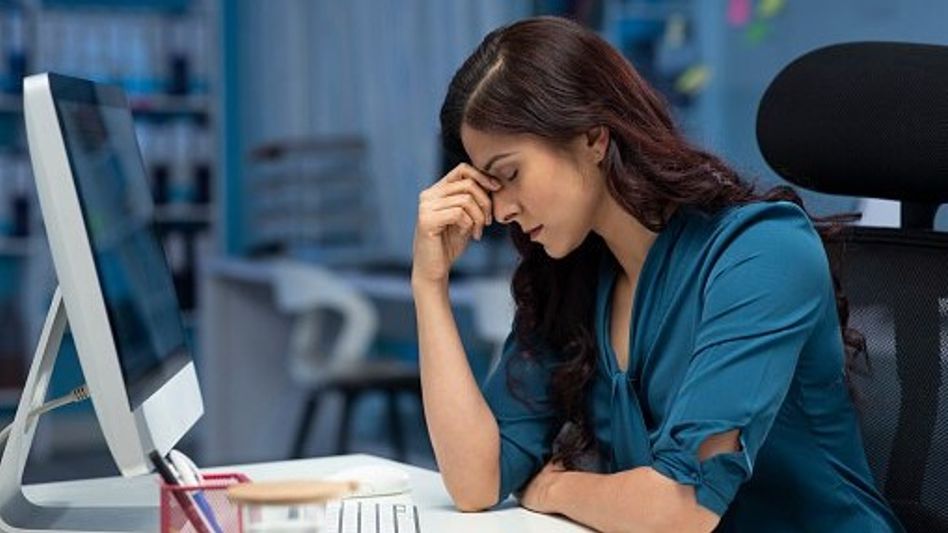 30% Indian employees experience daily stress 30% Indian employees experience daily stress