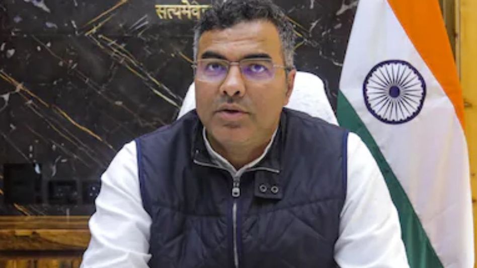 Parvesh Sahib Singh (File Photo) Parvesh Sahib Singh (File Photo)