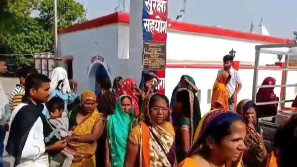 पहली पत्नी ने बारात में मचाया हंगामा पहली पत्नी ने बारात में मचाया हंगामा
