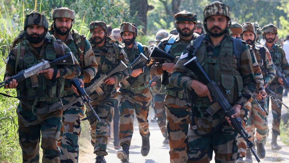 Indian Army (File Photo: PTI) Indian Army (File Photo: PTI)