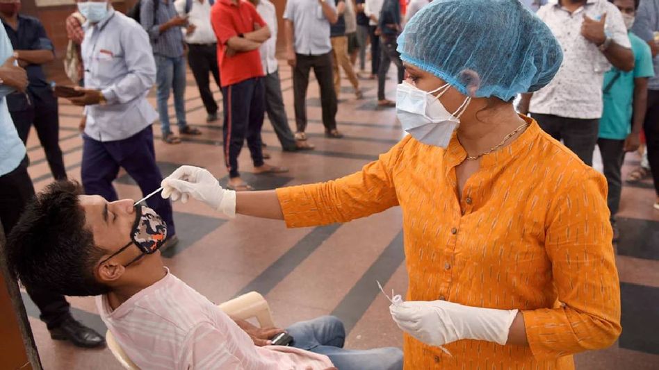 Covid-19 cases rise Covid-19 cases rise