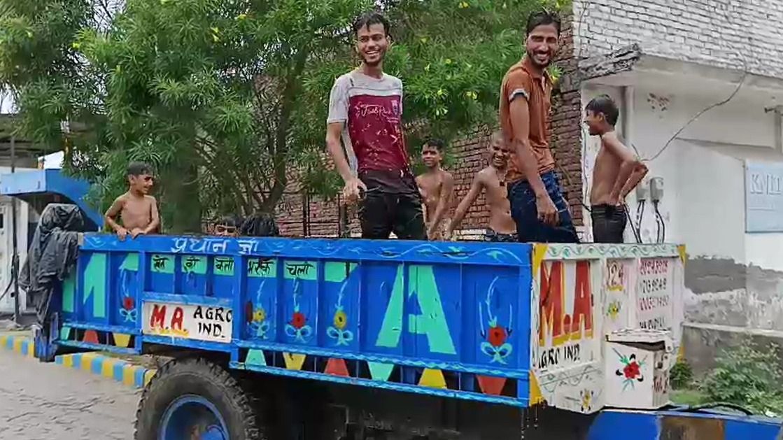 Portable swimming pool