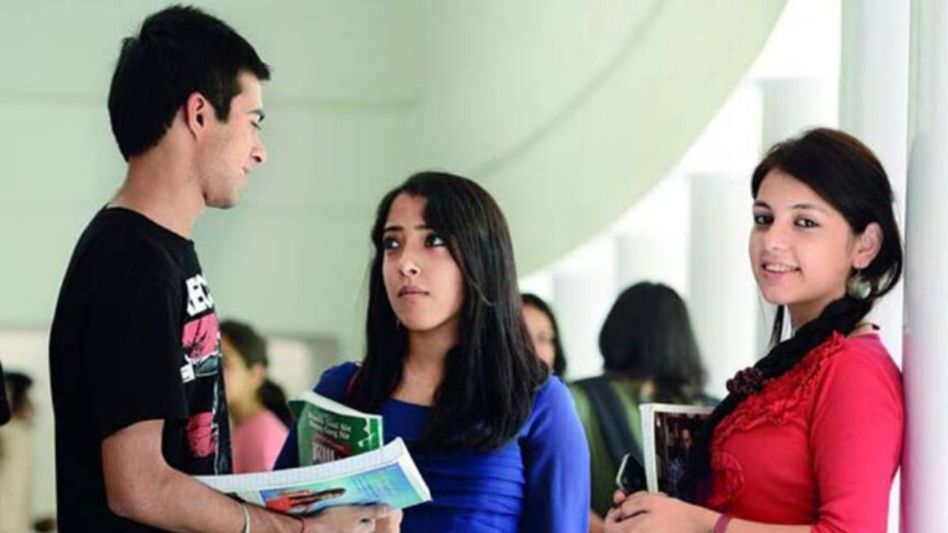 Students (File Photo) Students (File Photo)