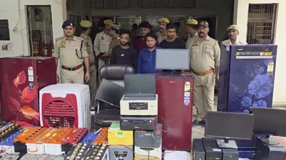 चंदौली चोर गिरफ्तार चंदौली चोर गिरफ्तार