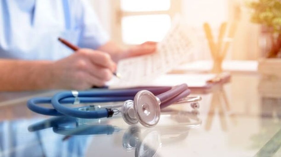 AI vs Doctor AI vs Doctor
