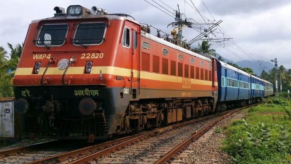 Train (file photo) Train (file photo)