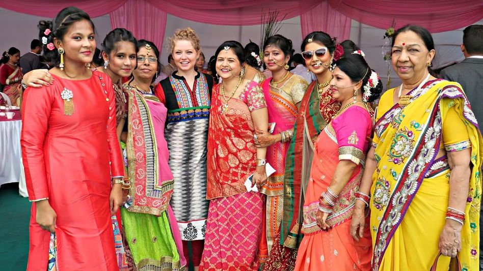 Foreign Tourists paying to attend Indian Weddings (Courtesy JoinMyWedding.com) Foreign Tourists paying to attend Indian Weddings (Courtesy JoinMyWedding.com)