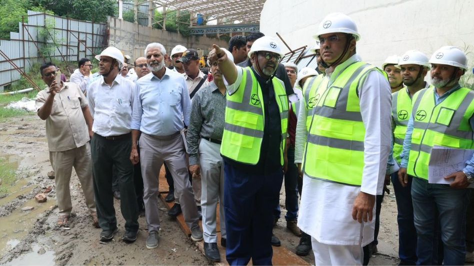 Green signal to Pragati Maidan Underpass-5 Green signal to Pragati Maidan Underpass-5