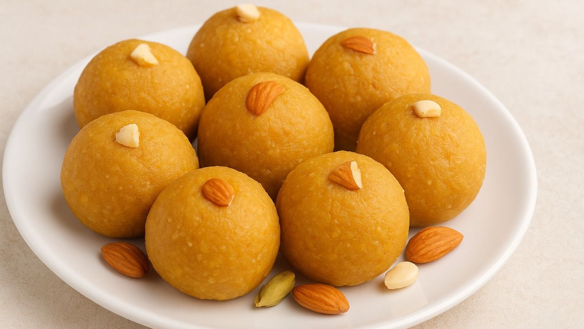 Besan Ke Laddu Recipe