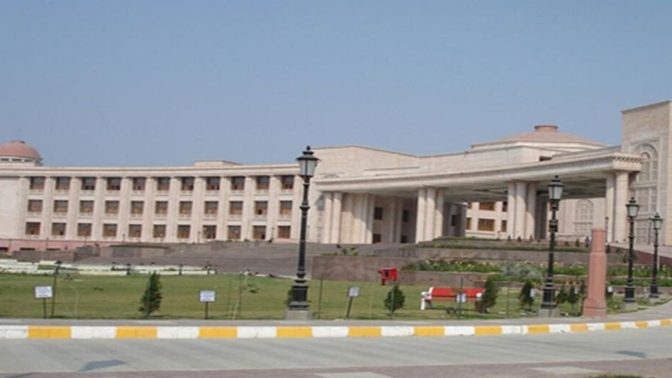Allahabad HC Lucknow Bench Allahabad HC Lucknow Bench