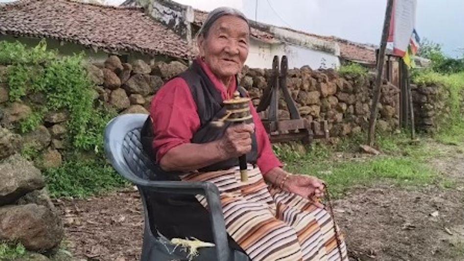 तिब्बती शरणार्थी छह दशक पहले यहां आकर बसे थे. तिब्बती शरणार्थी छह दशक पहले यहां आकर बसे थे.