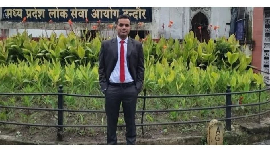 MPPSC 2024 Topper Rishabh Awasthi MPPSC 2024 Topper Rishabh Awasthi