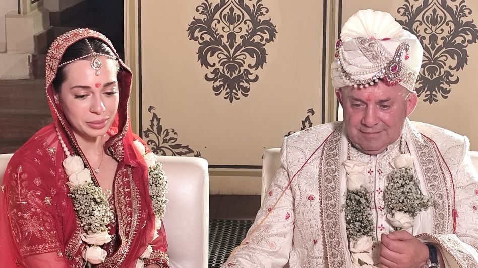 Ukrainian Couple Marries in Jodhpur with Traditional Hindu Vedic Rituals Ukrainian Couple Marries in Jodhpur with Traditional Hindu Vedic Rituals