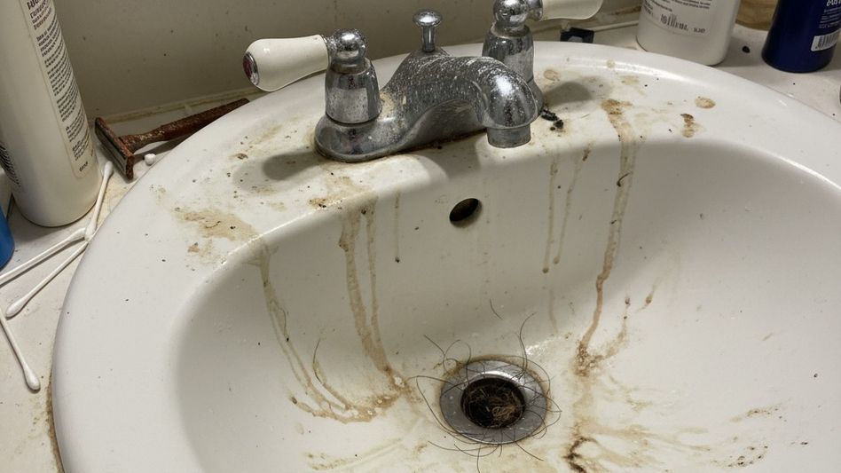 How To Clean Your White Basin How To Clean Your White Basin