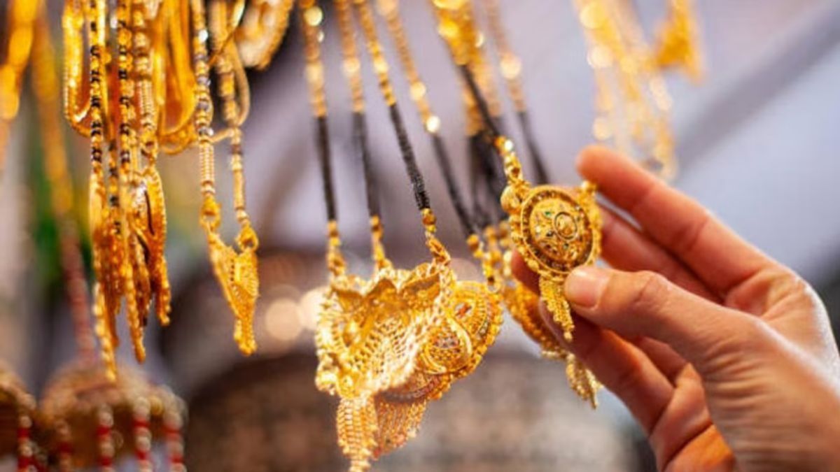 Gold Purchasing (Photo Credit: Getty Images)