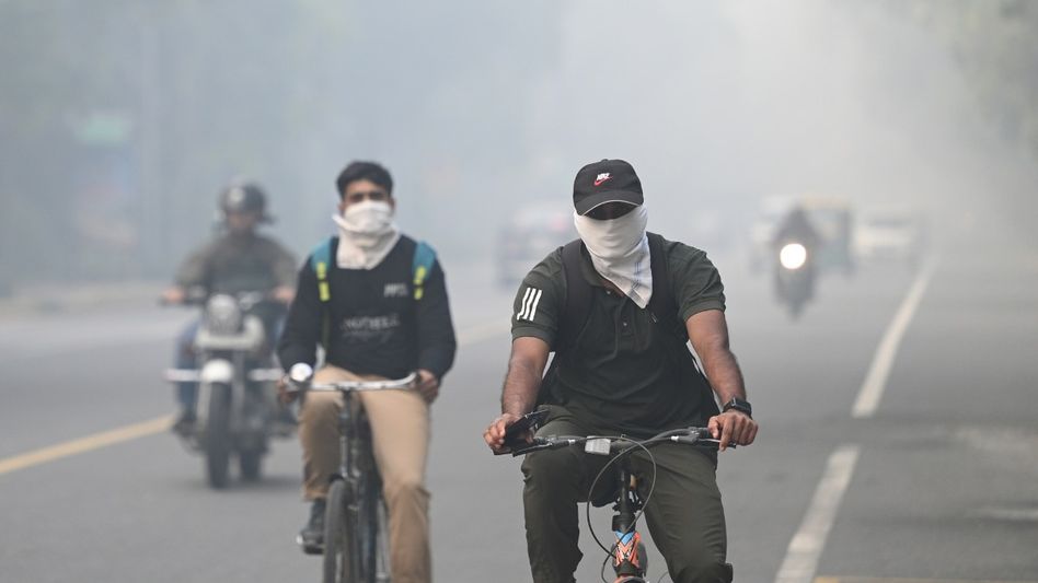 दिल्ली में एयर क्वालिटी और खराब दिल्ली में एयर क्वालिटी और खराब