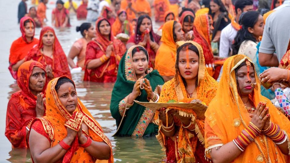 Chhath Puja (Photo: PTI) Chhath Puja (Photo: PTI)