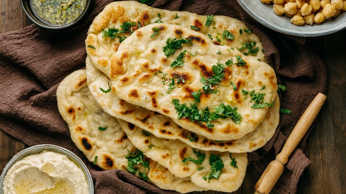 Chilli Cheese Naan (Source: Freepik)