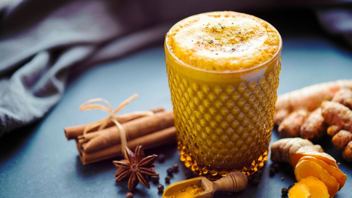 हल्दी वाला दूध के फायदे