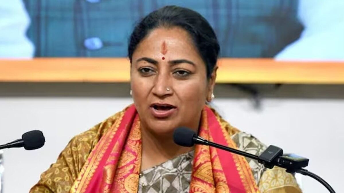 मुख्यमंत्री रेखा गुप्ता