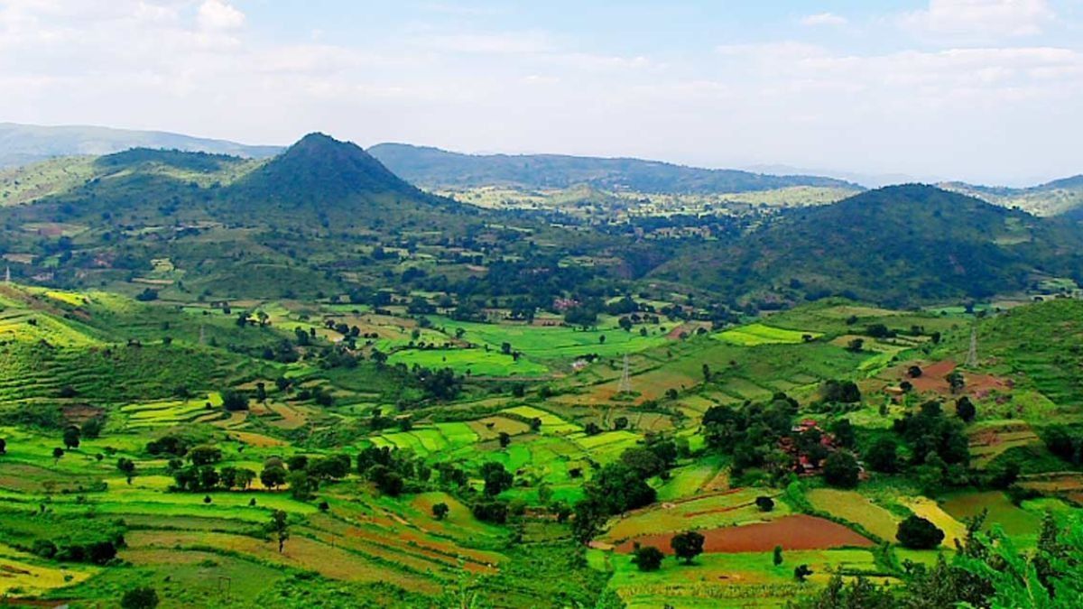 Araku Valley: Photo: https://tourism.ap.gov.in/
