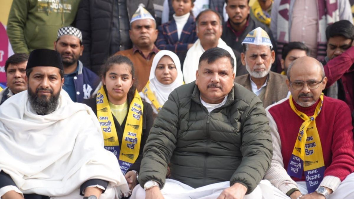 AAP MP Sanjay Singh Started the Save Vote Save Constitution March
