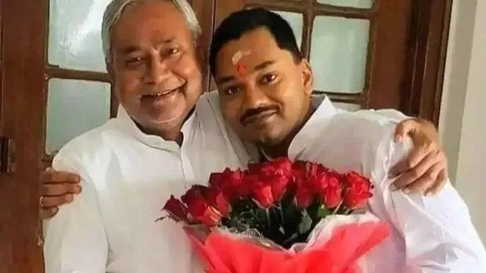 Nitish Kumar With Nishant Kumar