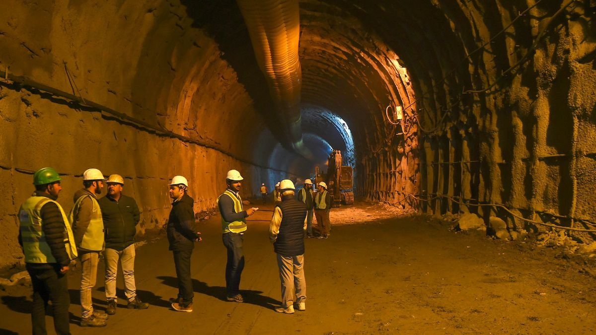Zojila Tunnel