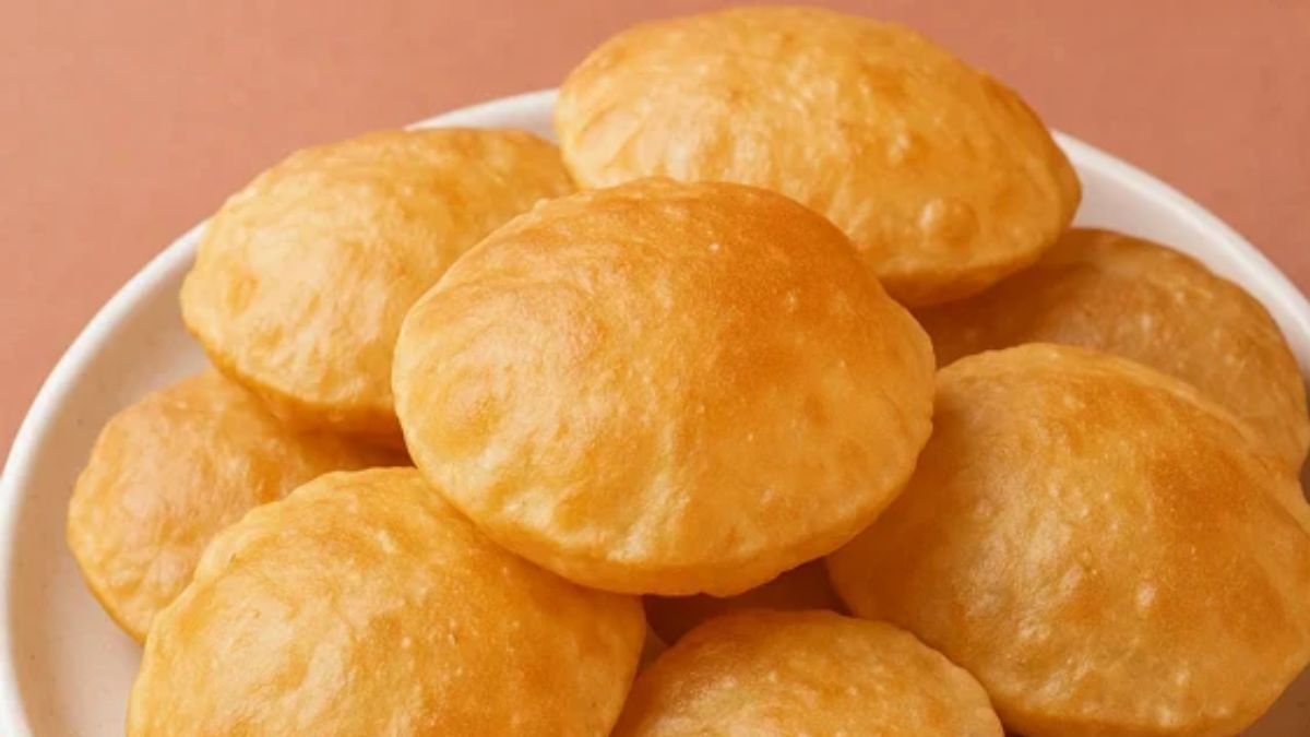 Soft Puffy Poori 