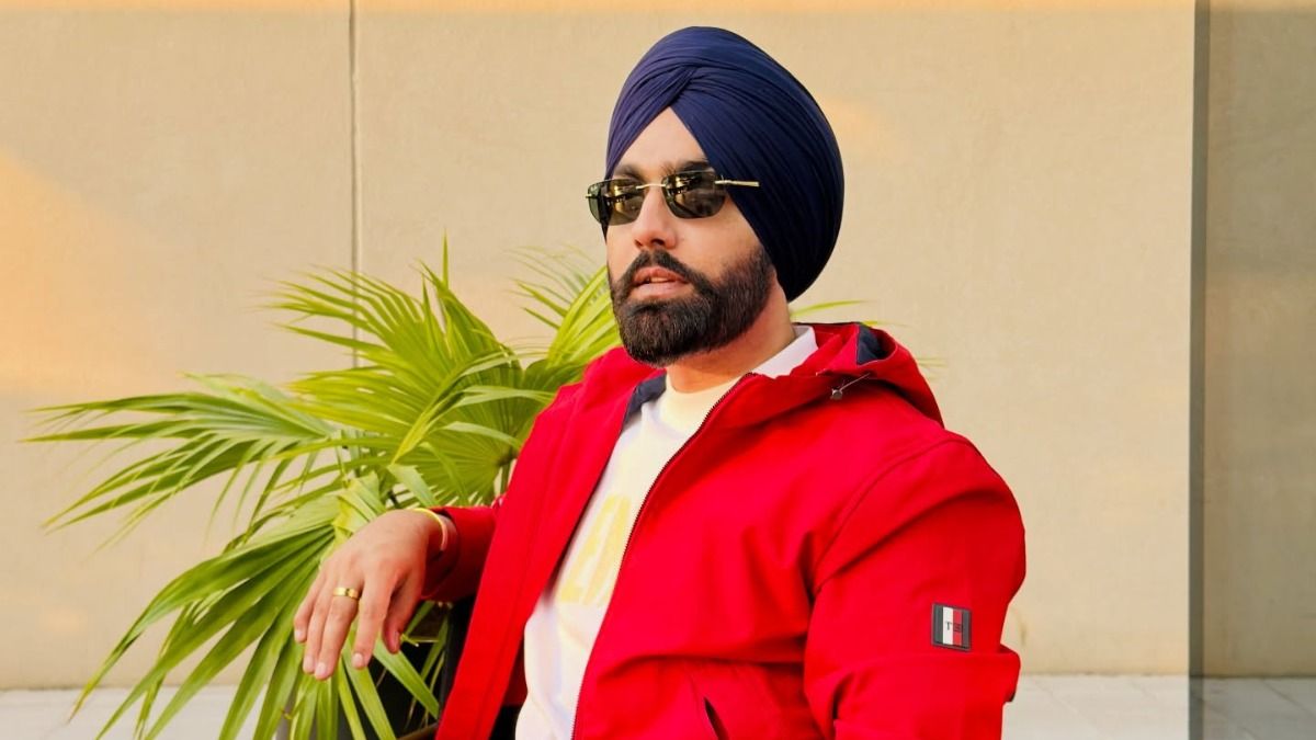 वॉर में फंसी पंजाबी सिंगर और अभिनेता Ammy Virk की बेटी 