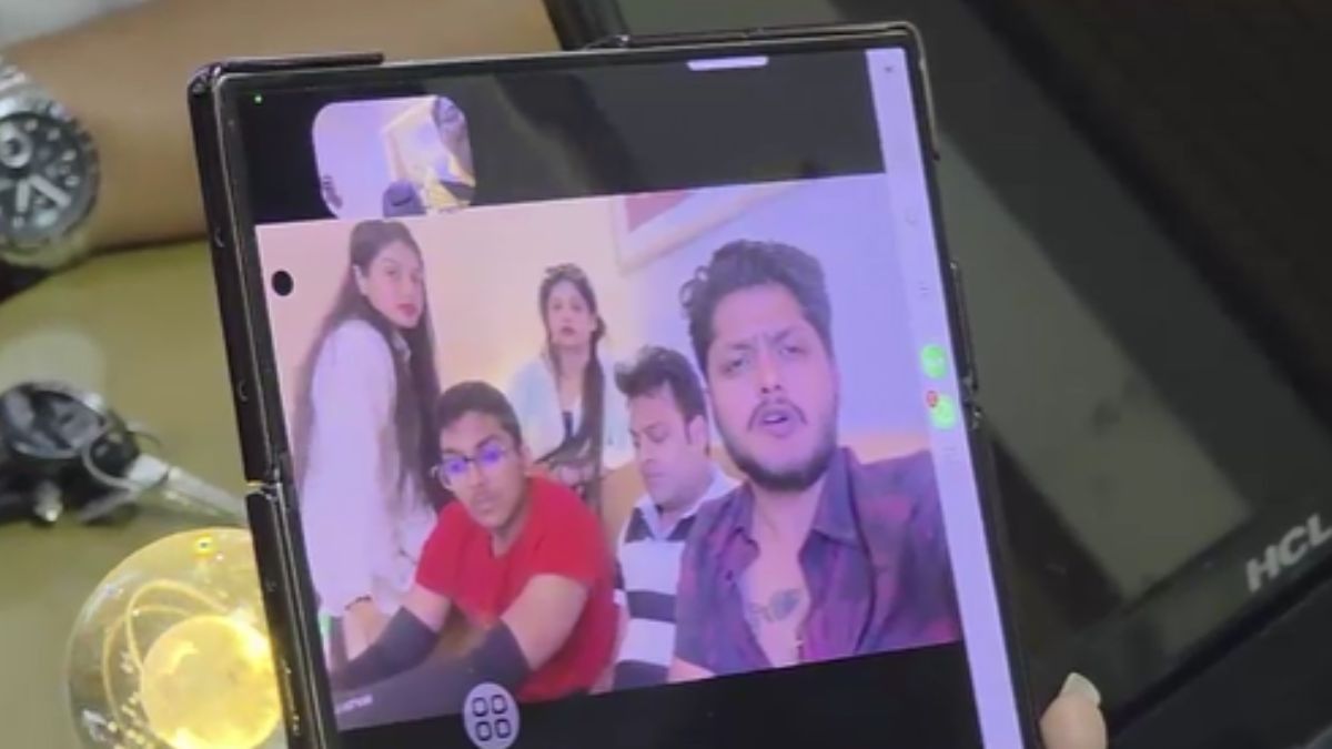 Couple stranded in Dubai