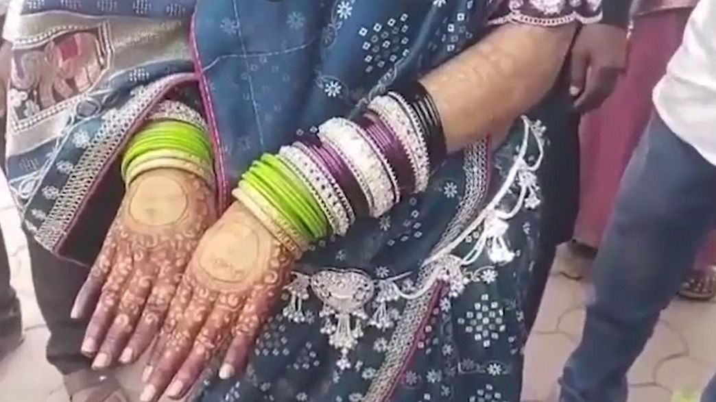 Bride Refuses to Leave With Groom