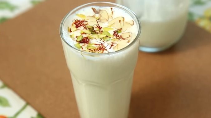 Lassi Recipe in Hindi