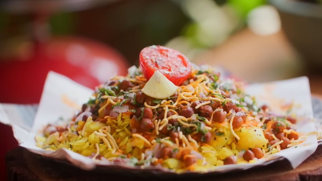 Nagpur Special Tari Poha Recipe