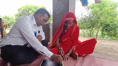 86 साल की बुजुर्ग महिला ने पेश की मिसाल