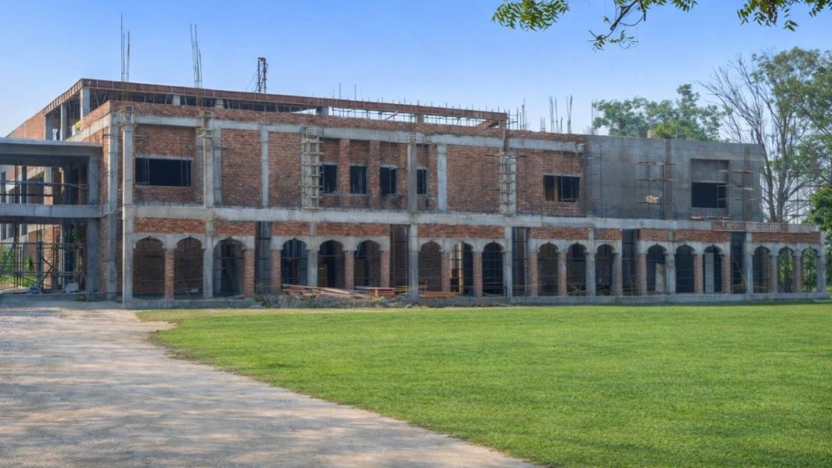 Mainpuri Maharaja Tez Singh Qila