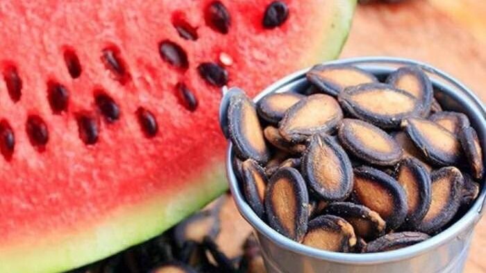 How To Remove Watermelon Seeds